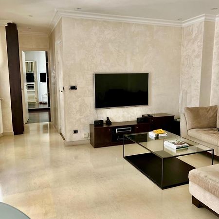 Appartement Tour Eiffel ปารีส ภายนอก รูปภาพ