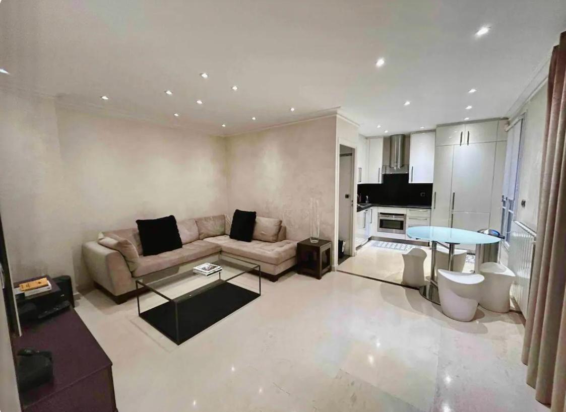 Appartement Tour Eiffel ปารีส ภายนอก รูปภาพ