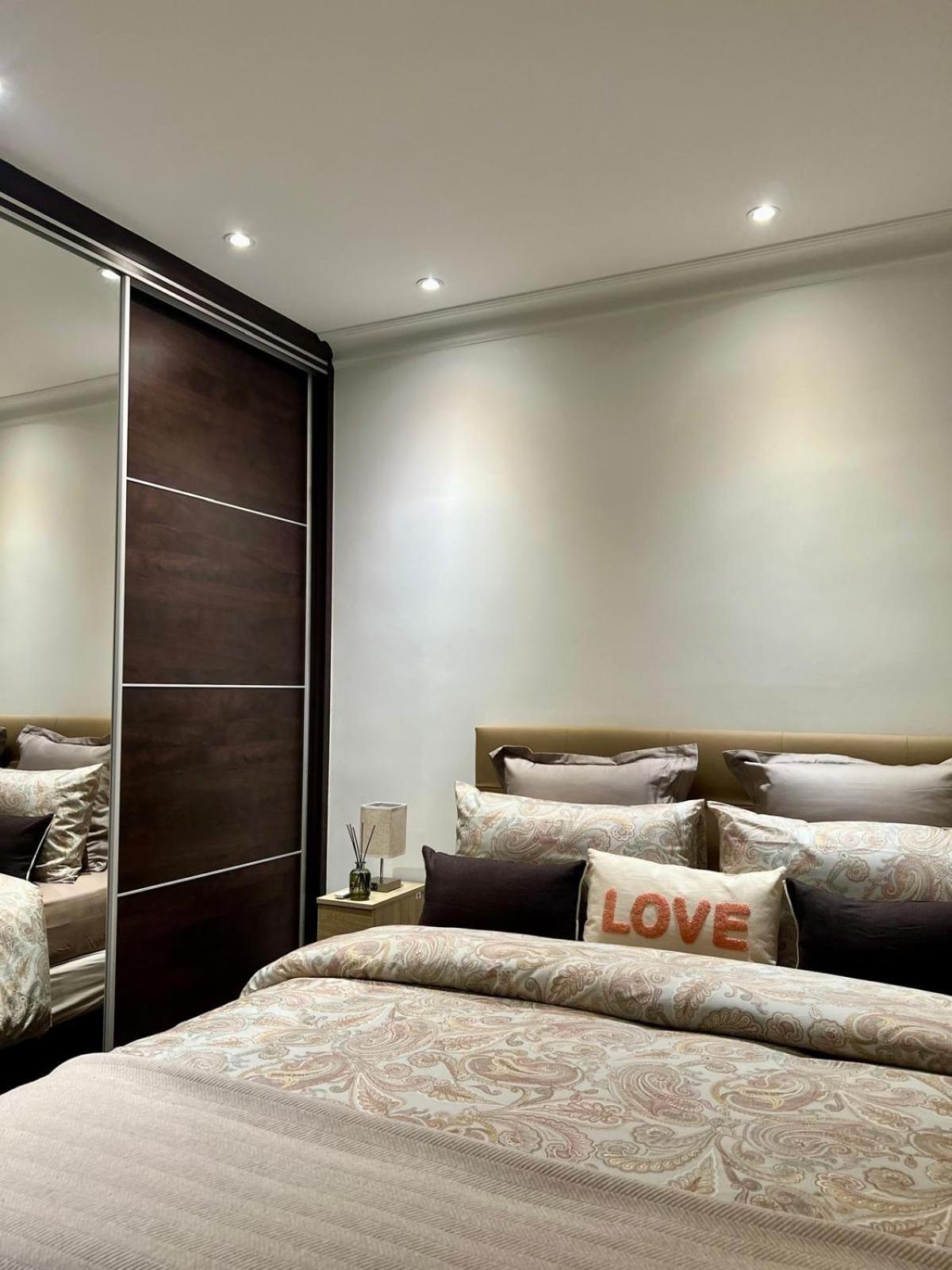 Appartement Tour Eiffel ปารีส ภายนอก รูปภาพ
